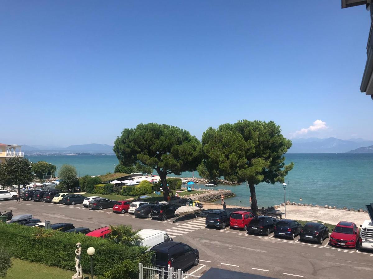 Casa Caterina Lake View Holidays Apartments Peschiera del Garda Exterior foto
