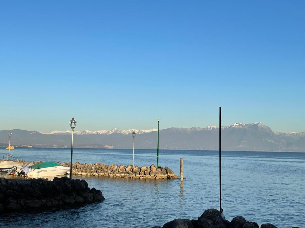 Casa Caterina Lake View Holidays Apartments Peschiera del Garda Exterior foto